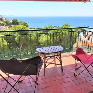 Apartamento En Con Vistas Al Mar A 50 Metros De La Playa Appartement Roses