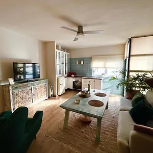 https://apartamento-paula.in-canary-islands.com